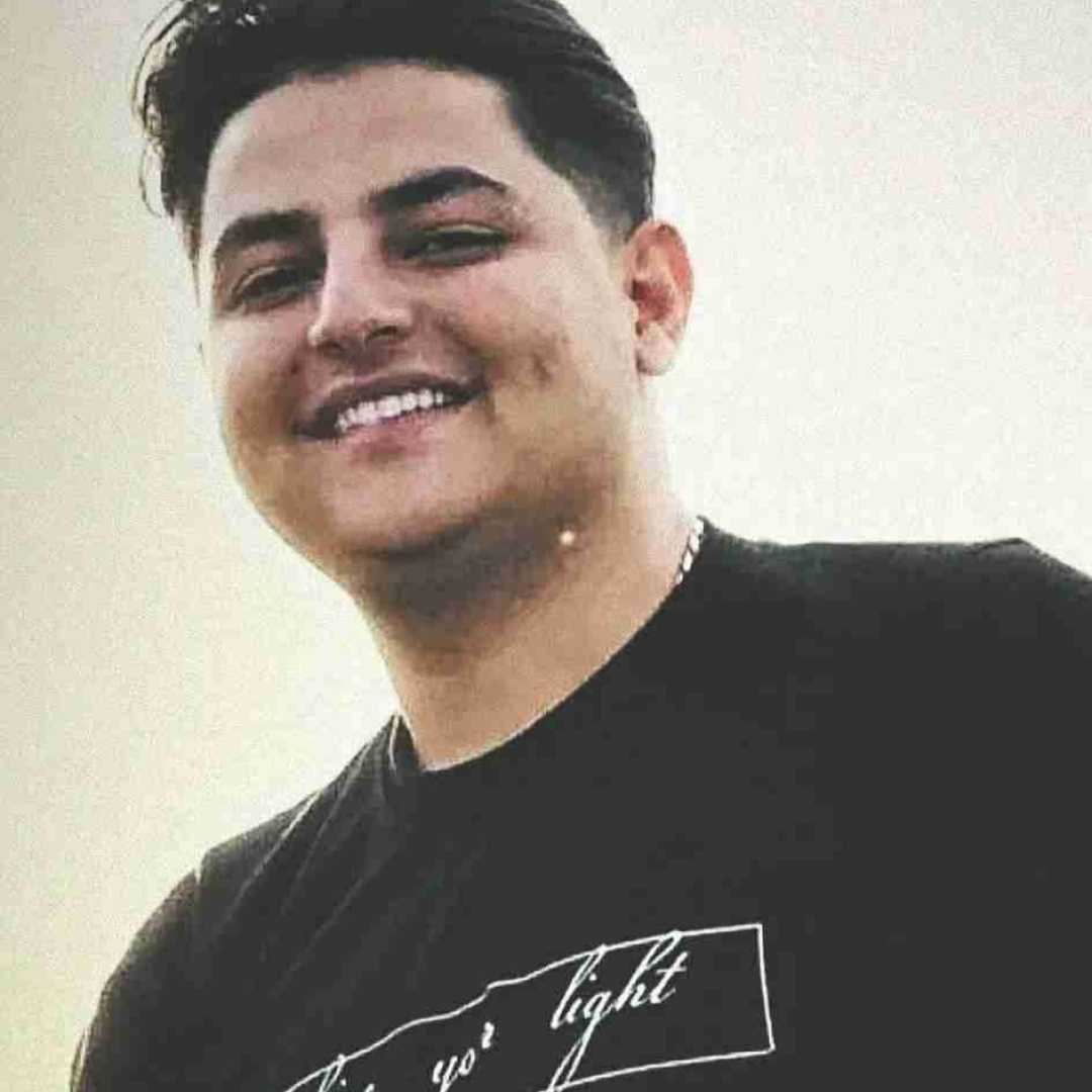 اشکان فتحی مند بمیره