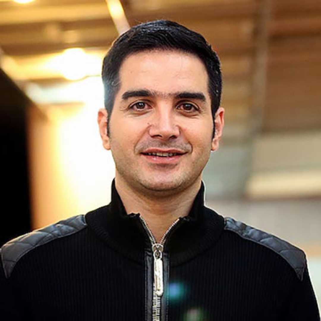 محسن یگانه چشام ترسیدن از عشق نمیذارن بخوابم