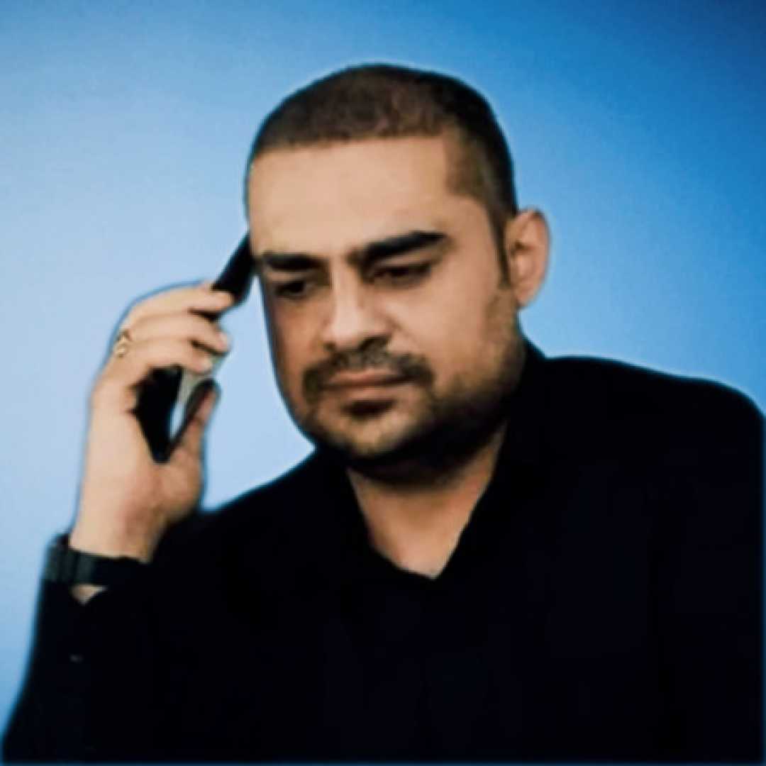 روح الله کرمی زنگ پشت زنگ رد تماس جواو بیه