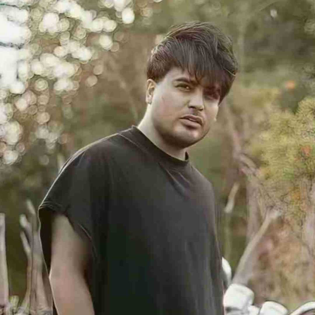 میلاد راستاد نخند