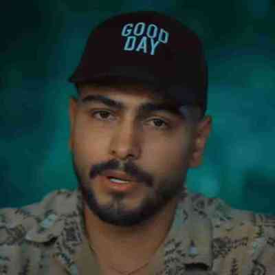 مه صدبار عاشق بیمه ولی هربار عاشق تو امیرمحمد افشار