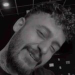 دانلود آهنگ بعضی روزا که کودکی غصه میخوری الکی از ساواش