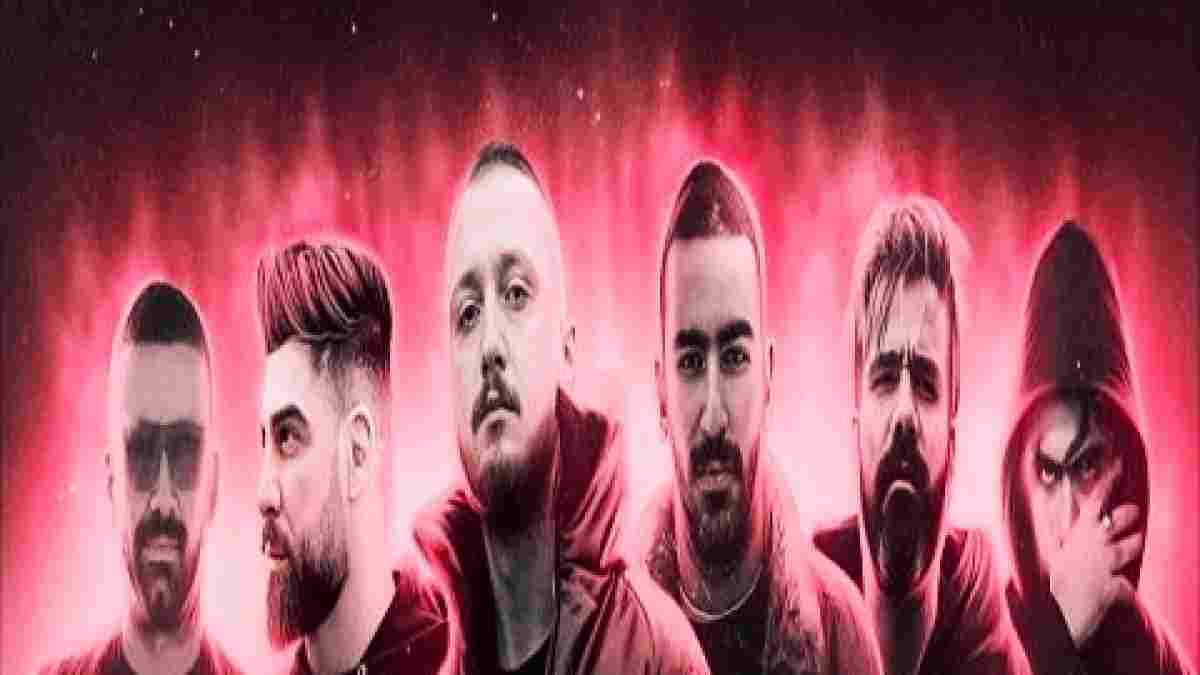 آهنگ آهنگ ( توی قلبم تو لایق سلطنتی )