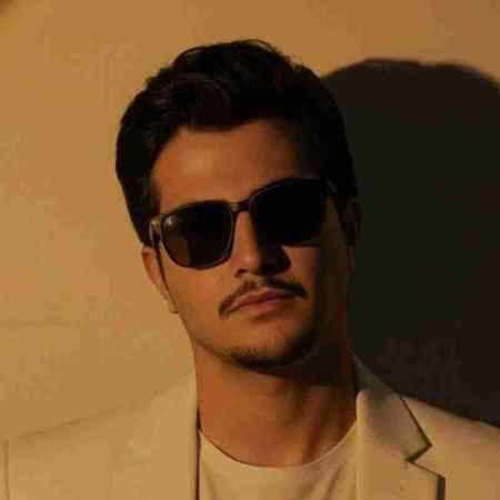 اهورا الله الله 