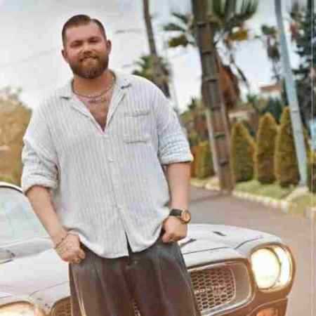 مهیار خلیل زاده میم مالکیت