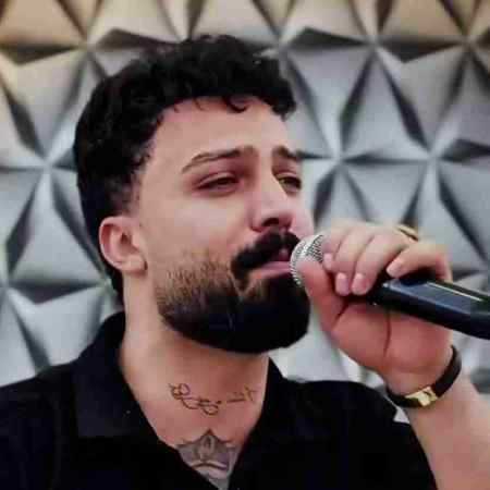 پوریا محمدی  دواره شد یک شبو یه سیگار کنج لبو 