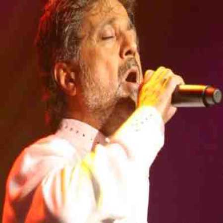 داریوش عشق من عاشقم باش