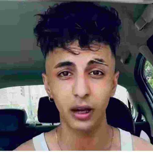 خجسته اگه حرف نمیزنی چون جواب نداری